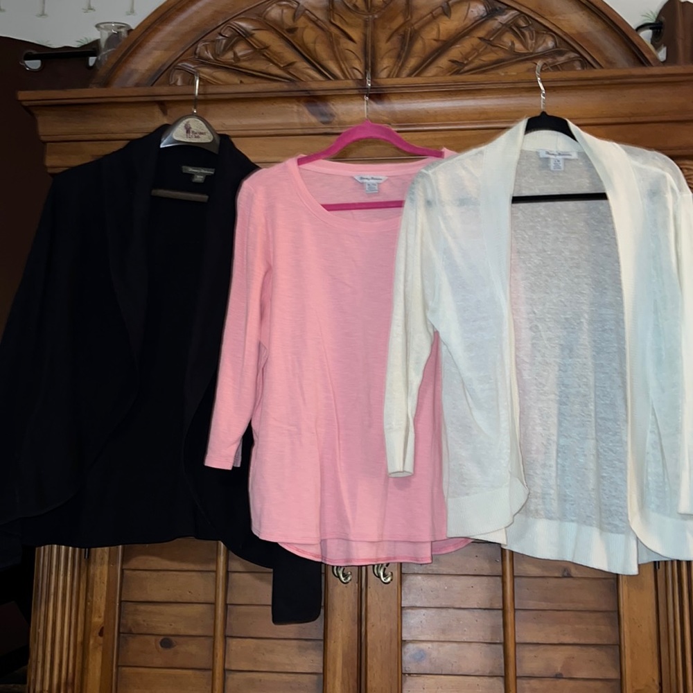 Lot of (3) Tommy Bahama Women’s Clothing (2) Sweaters / cardigans  (1) Top